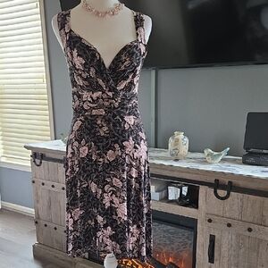 Chic Black and Pink Floral Midi Bodycon Dress